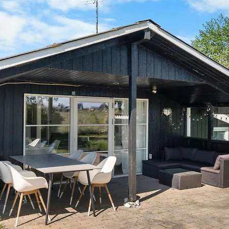 Dom wakacyjny Justina - 200m From The Sea By Interhome