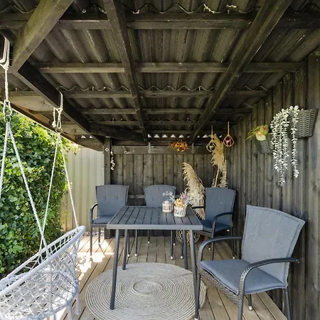 Justina - 200m From The Sea By Interhome