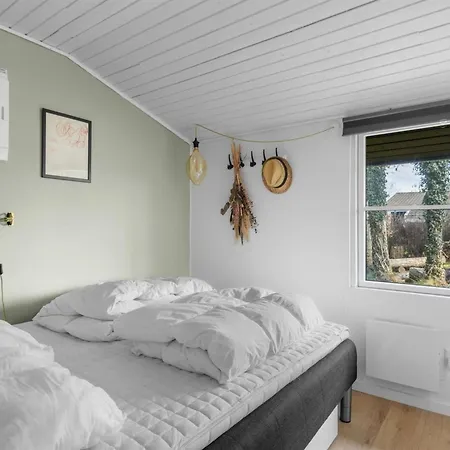 Justina - 200m From The Sea By Interhome
