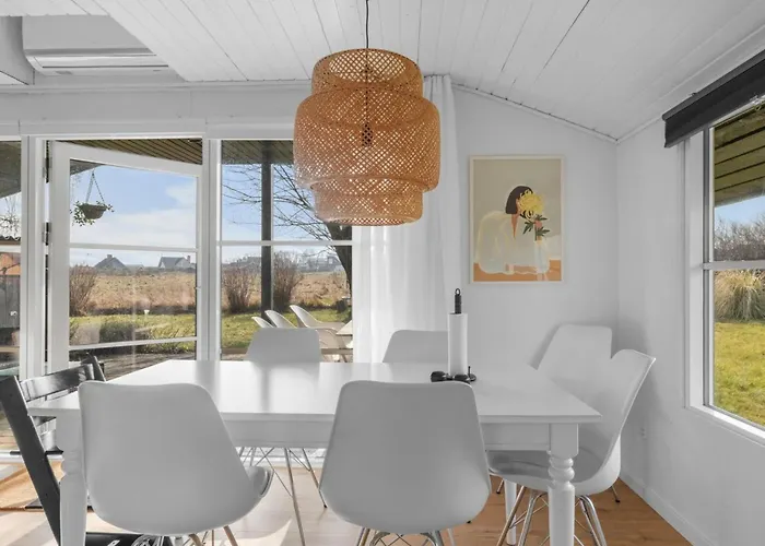 Justina - 200m From The Sea By Interhome *