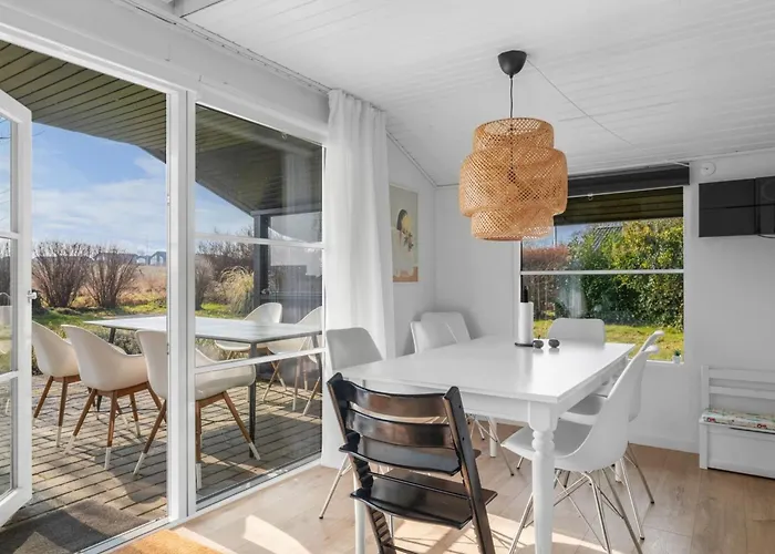 Justina - 200m From The Sea By Interhome Dom wakacyjny Frorup